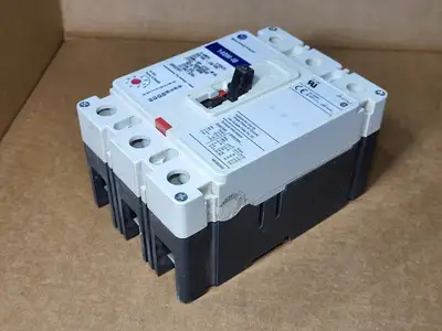 USED ALLEN-BRADLEY 140M-I8P-C15S-M