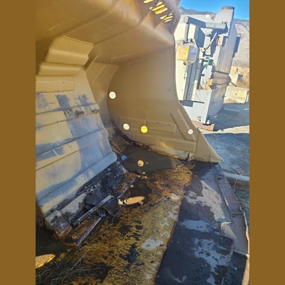 USED CATERPILLAR R2900