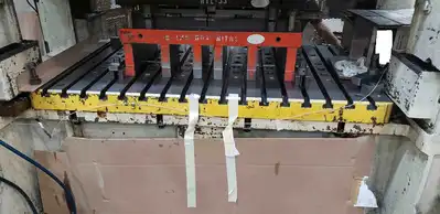 NIAGARA BP2-250-72-42 Straight Side Presses | PressTrader Limited (3)