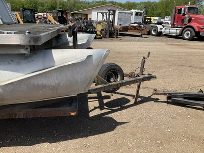 USED 1979 CREST 29-22
