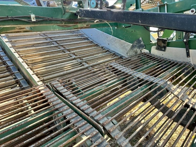 Used _UNKNOWN_ _UNKNOWN_ Self-propelled Harvesters Idaho US | Tri-Steel Manufacturing #1557127