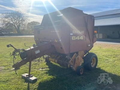 Used 1997 NEW HOLLAND 644 Square Balers Maine US | Beauregard Equipment #1561807