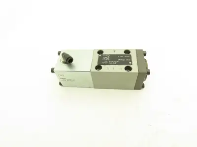 Wandfluh AK4Z60A Pneumatic Solenoid Operated Hydraulic 4/2 Spool Valve 5000 PSI