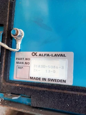 (5) Alfa-Laval EPC-41 control units.