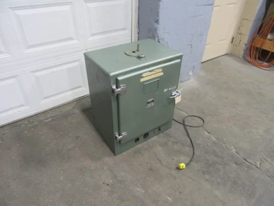 Precision Scientific Co. Oven,  19" x 19" x 14", 180 C
