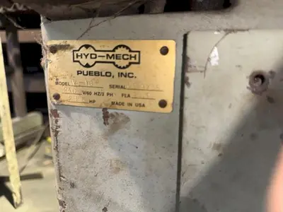 18" X 20" HYD-MECH MODEL #V-18 SEMI-AUTOMATIC VERTICAL BANDSAW: YOBRO #24580