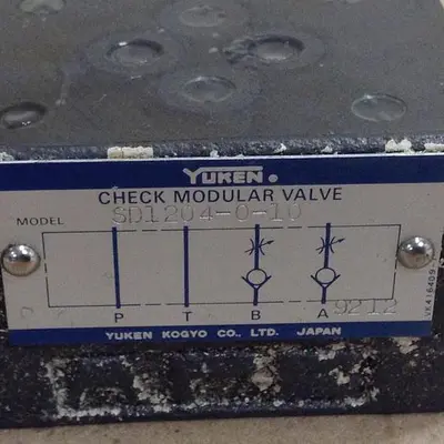 USED YUKEN SD1204-0-10