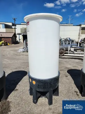 N/A (5) Plastic Checm-Tainer Tanks