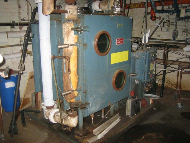 Used HULL 10/08 Vacuum Shelf Dryers New Jersey US | Perry Equipment #131605