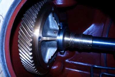 Alfa-Laval MRPX 417 SGV-34C clarifier base and motor only.