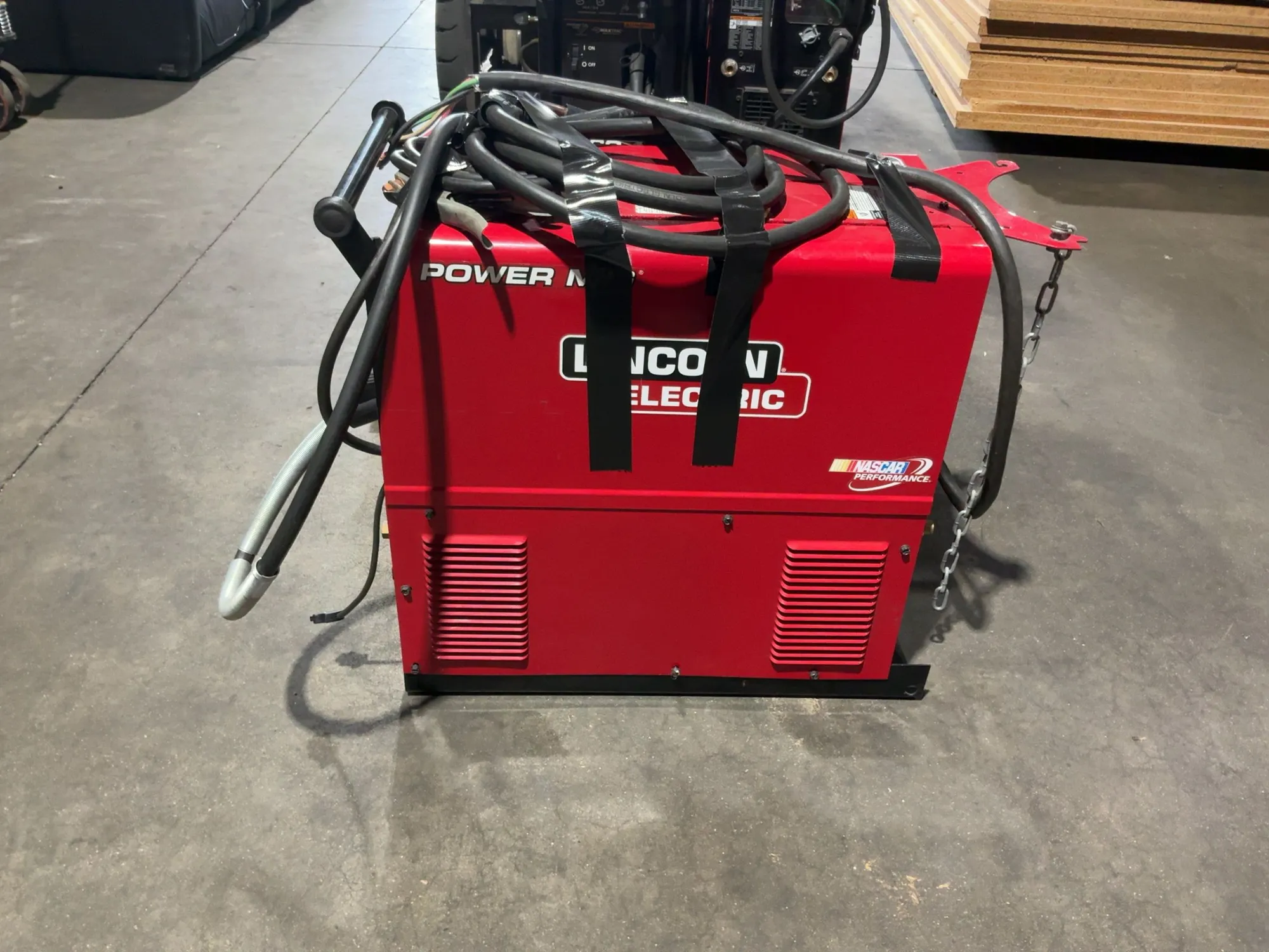 Used LINCOLN ELECTRIC POWER MIG® 350MP MIG WELDER Mig Welders Michigan US | Miedema Asset Management Group #1424978