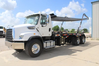 Used 2018 FREIGHTLINER 114SD Rolloff Trucks Texas US | Roll Off Truck World #1491745