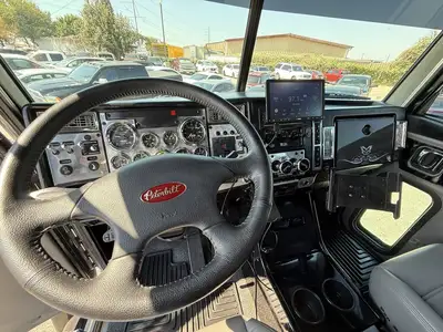 Used 2007 PETERBILT 335 Conventional trucks Texas US | MCO Truck & Equipment #1513818