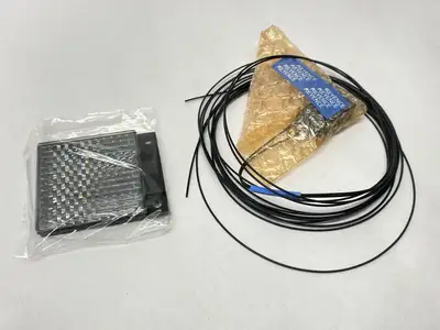 USED KEYENCE DIGITAL FIBER OPTIC SENSOR RETRO-REFLECTIVE FIBER UNIT