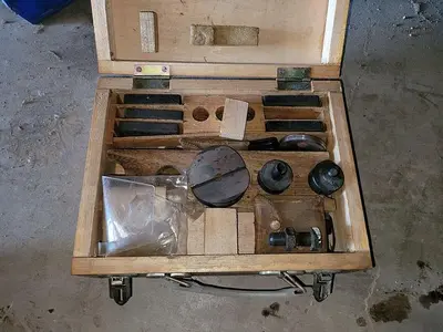 USED INSTROM HR-150A
