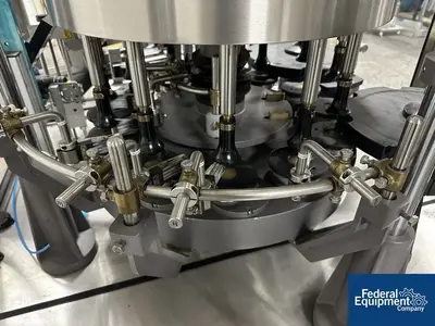 USED PE Labellers PE Labellers Rotary Labeler, Model Master M/S