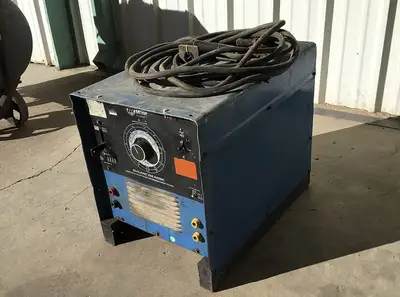 USED MILLER DIALARC 250 AC/DC