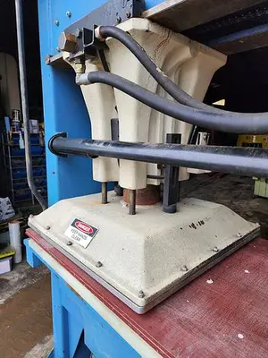 USED 2005 FIPI AF510H