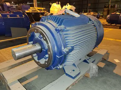 NEW SIEMENS 1LA04046SE51B