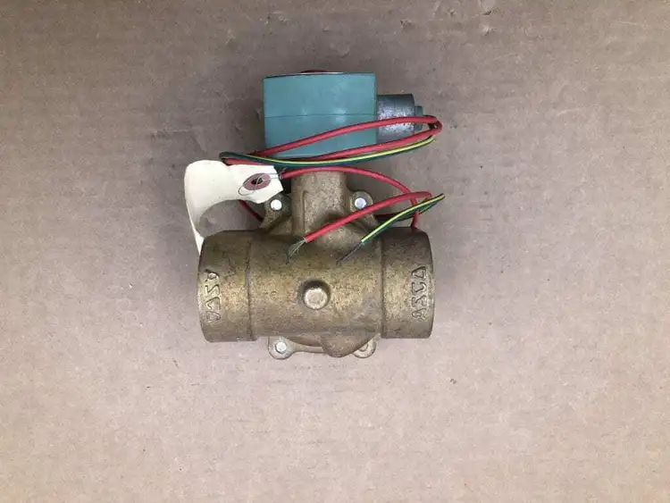Used ASCO RED-HAT 8220G011 Solenoid Valves Pennsylvania US | Moses B Glick #1007435
