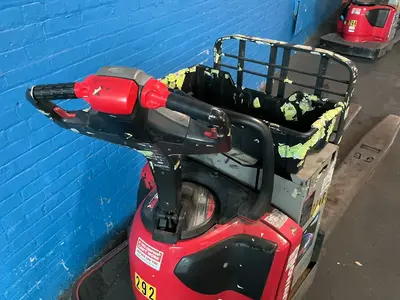 Used RAYMOND 8410 Pallet Jacks Ohio US | HGR 24 #1404877