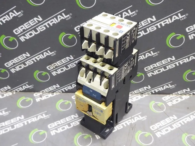 Telemecanique Contactor CA3 DN31 24VDC Coil with LA1 DN31 Relay Used