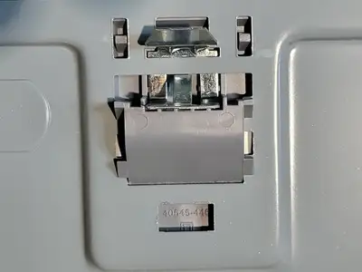 NEW SQUARE D QOC30UC