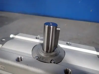 USED SMC CDRA1BS100100CZ
