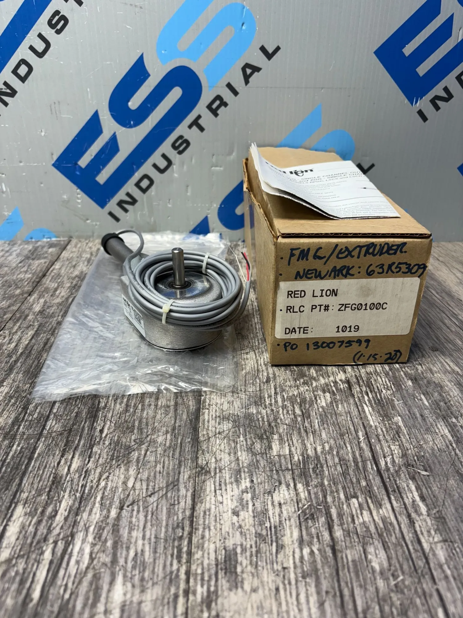 NEW Red Lion Controls ZFG0100C