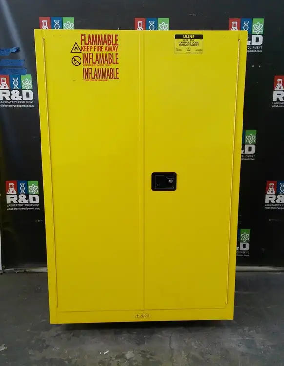 Used _UNKNOWN_ _UNKNOWN_ Hazardous Storage Units California US | R&D Laboratory Equipment #796668