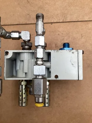 Numatics Solenoid Valve 122BA400M000061; 150 PSI