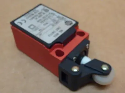 USED ALLEN BRADLEY 802A-A14P3-S9 SER A
