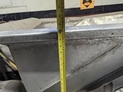 Incline Conveyor with Dump Station