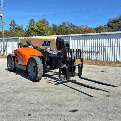USED 2019 JLG 742