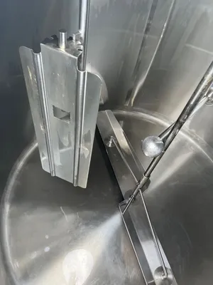 . 1000 Gallon Sanitary Stainless Steel Tank TANKS / KETTLES | EcReCon Inc (2)