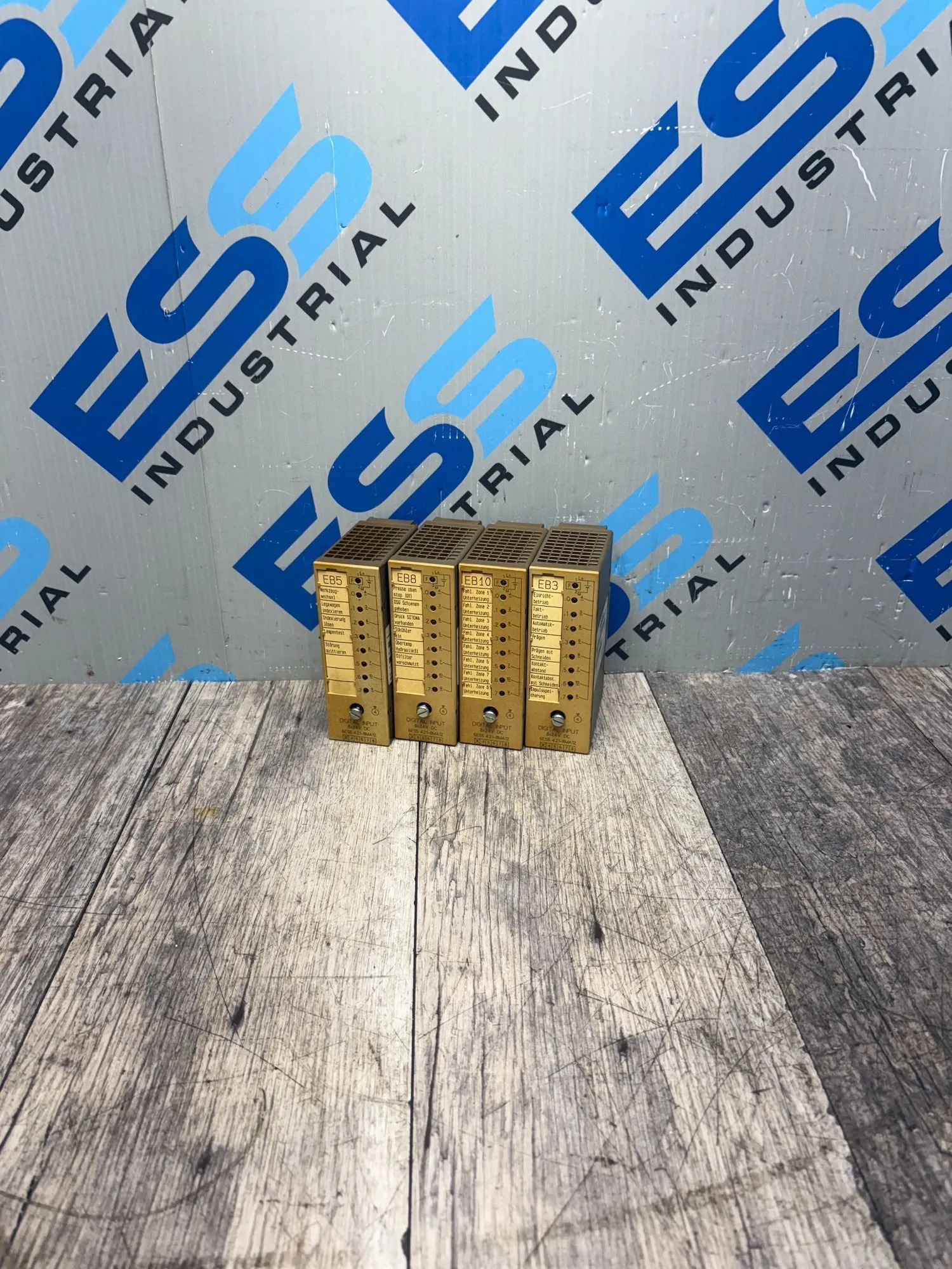 USED SIEMENS 6ES5 421-8MA12