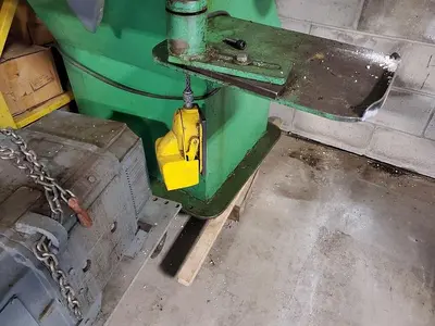 Industrial Single End Buffer/Polisher or Forming Machine, Foot Pedal Control