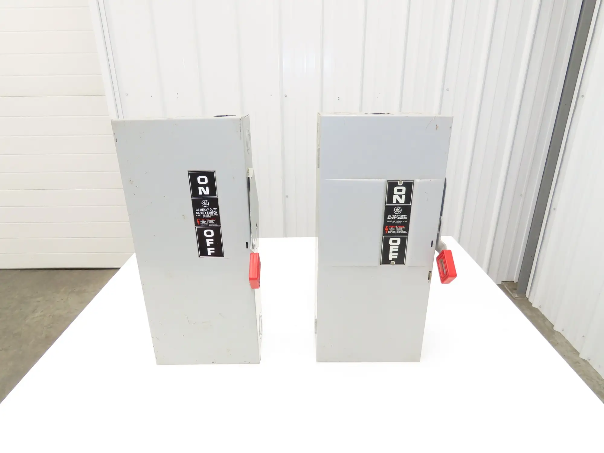 General Electric TH3362 GE Safety Disconnect Switch Fused 60A 600VAC Lot of 2