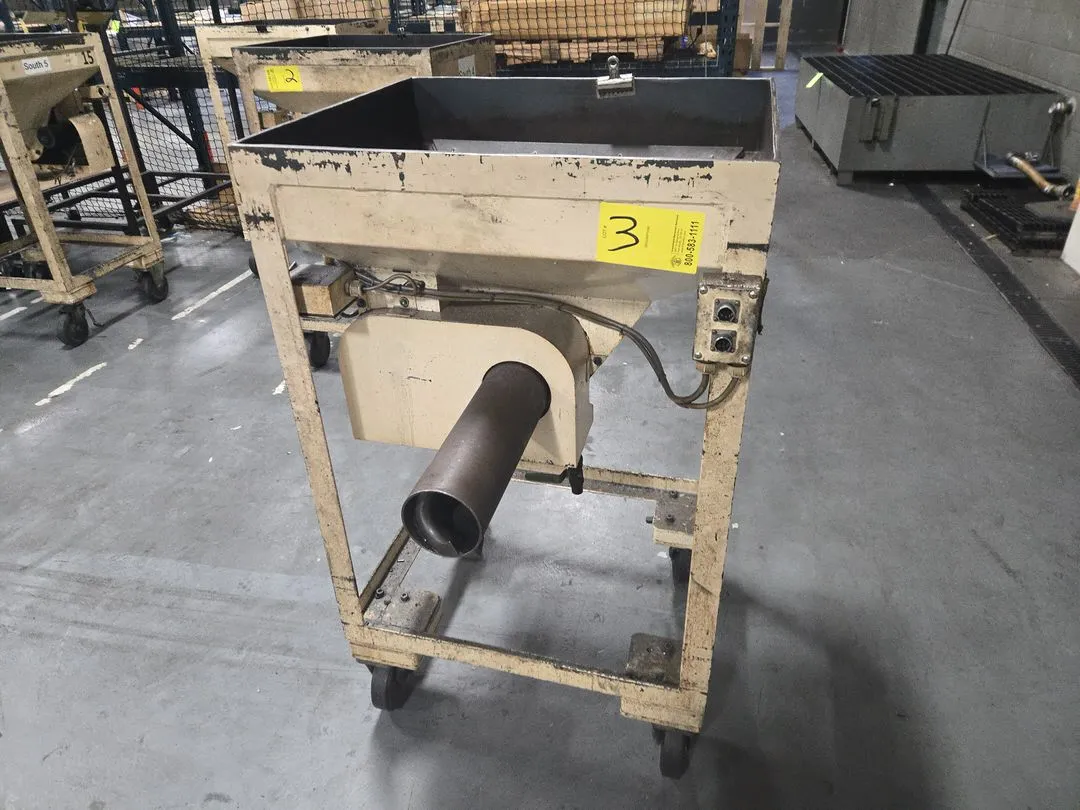 (1) Auger Hopper