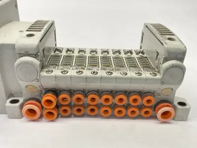 VV5QC11-08N35DAN-S | SMC  Pneumatic Plug-In Manifold 8-Station - Used