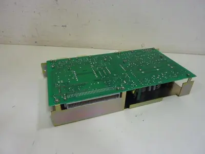 USED YASNAC V7Y 10343