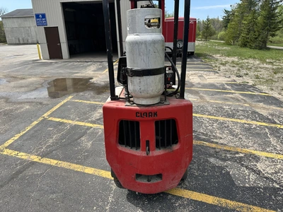 USED CLARK C500-25