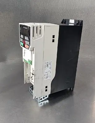 USED Emerson CONTROL TECHNIQUES UNIDRIVE