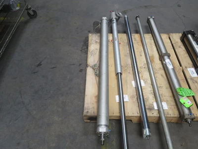 Used SMC _UNKNOWN_ Pneumatic Cylinders Texas US | OCO Industrial #1704262