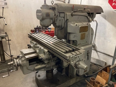 Cincinati No. 2 Knee Mill