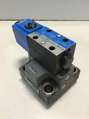 USED VICKERS DG4V32ALMUH760