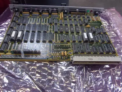 USED Universal Instruments 42004705-F