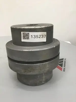 USED MAGNALOY COUPLINGS 700 / COUPLING