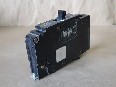 Used SQUARE D EDB16015 Switchgears British Columbia CA | Lenmark #239034