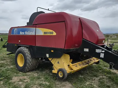 USED 2012 NEW HOLLAND BB9080